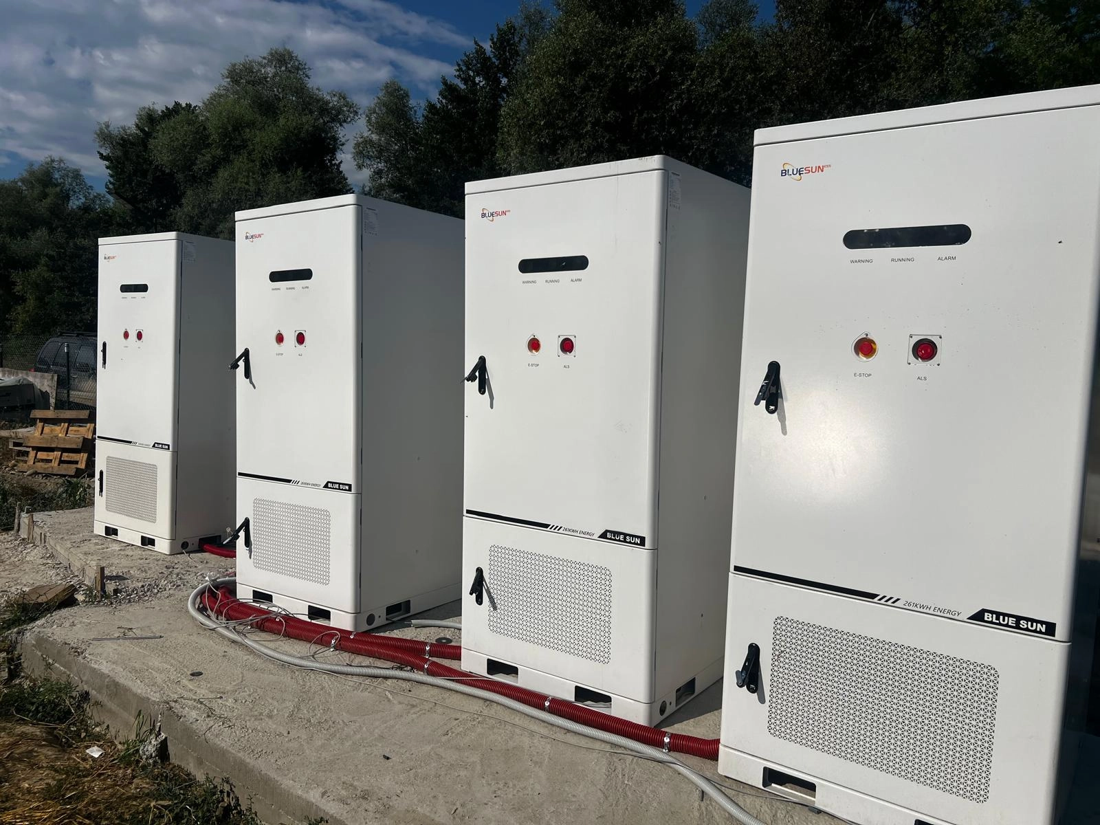 Bulgaria 1MW Solar Plant Adds 1MWh Liquid-Cooled Battery Storage
