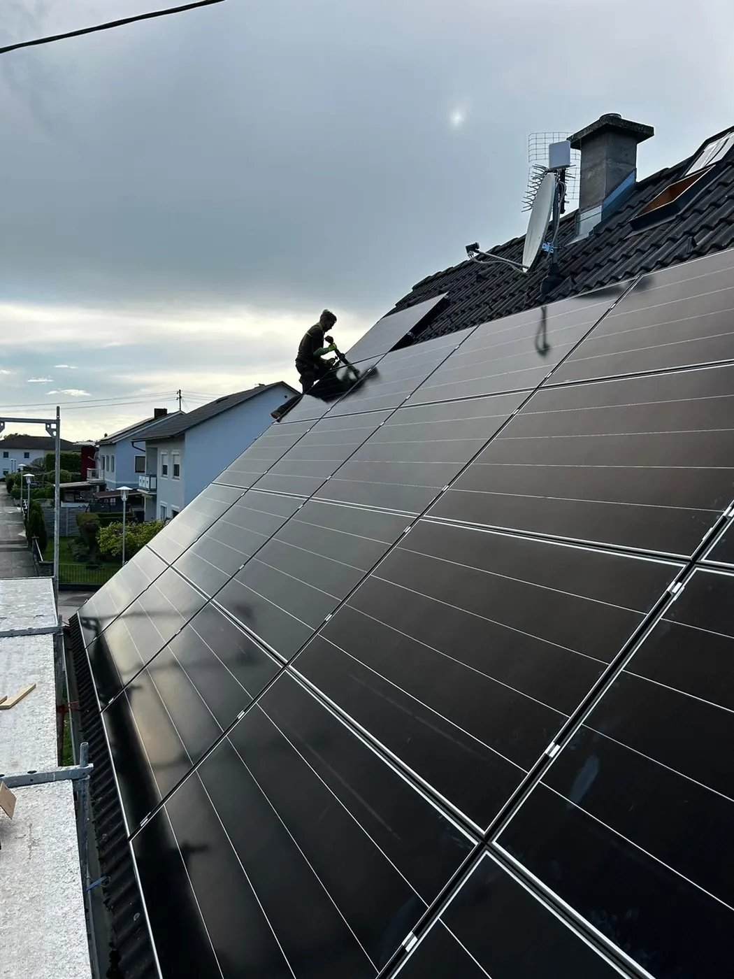 Bluesun Austria hybrid solar project