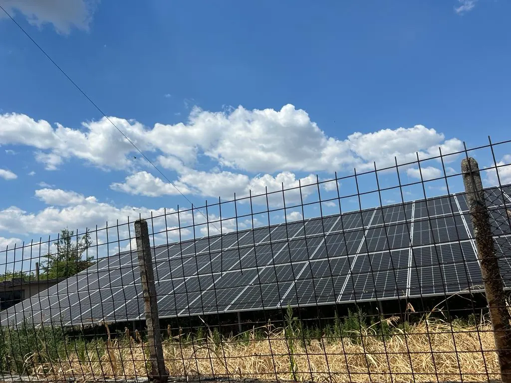 Proiect de furnizare module solare Bluesun Bulgaria