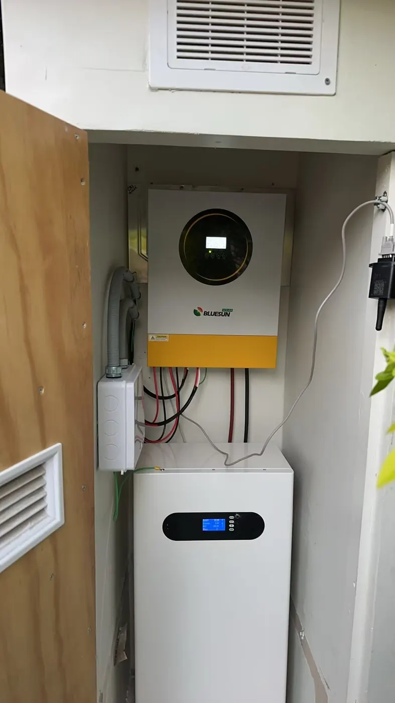 مشروع تشيلي 11 KW للطاقة الشمسية + تخزين الطاقة