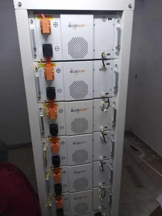 مشروع الغابون 50 KW للطاقة الشمسية + تخزين الطاقة