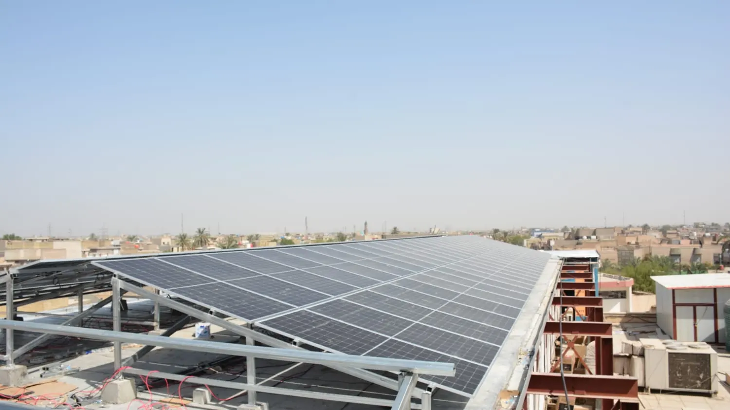 Bluesun progetto di energia solare + accumulo energetico in Iraq
