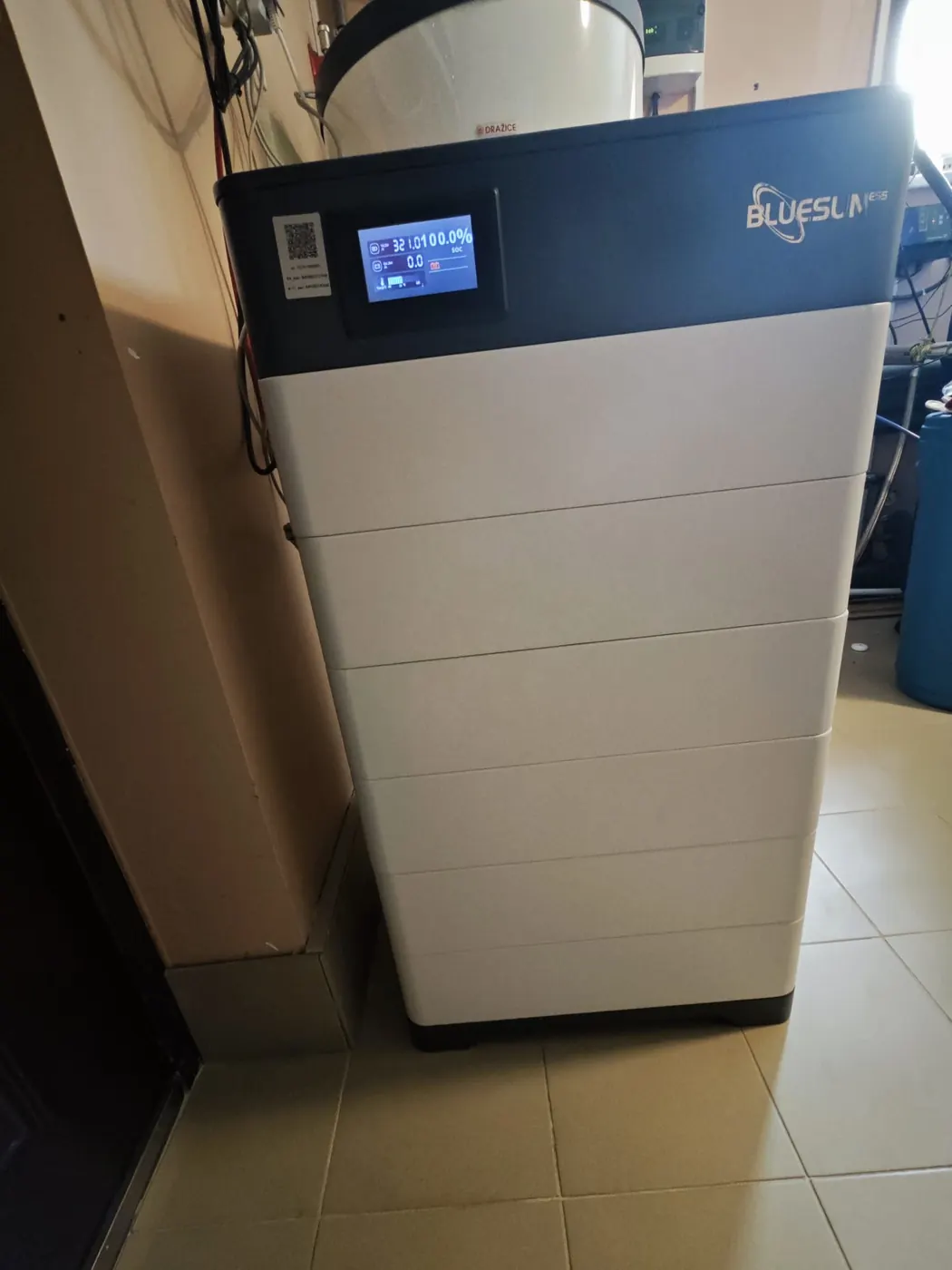 Bluesun Projet d'&eacute;nergie solaire en Lettonie + projet de stockage d'&eacute;nergie