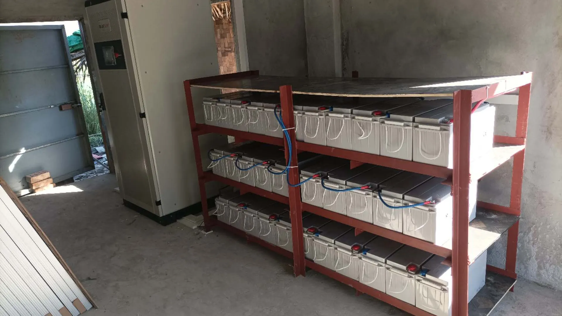 ميانمار 50 KW للطاقة الشمسية الهجينة