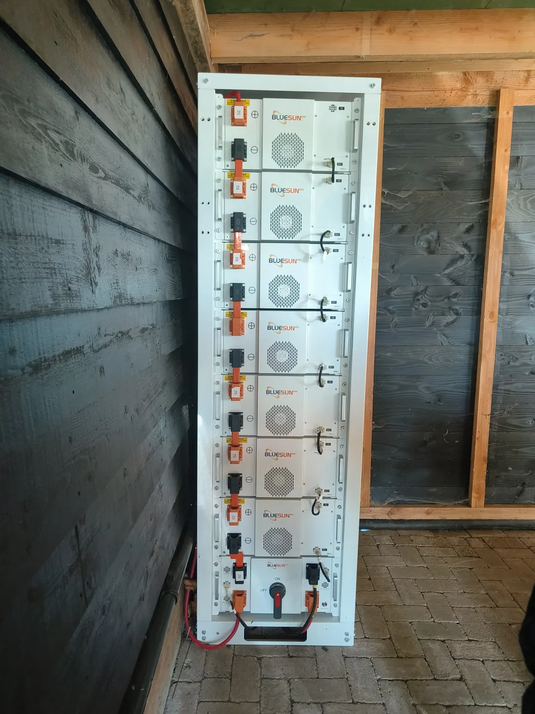 Progetto solare + accumulo energetico Bluesun nei Paesi Bassi