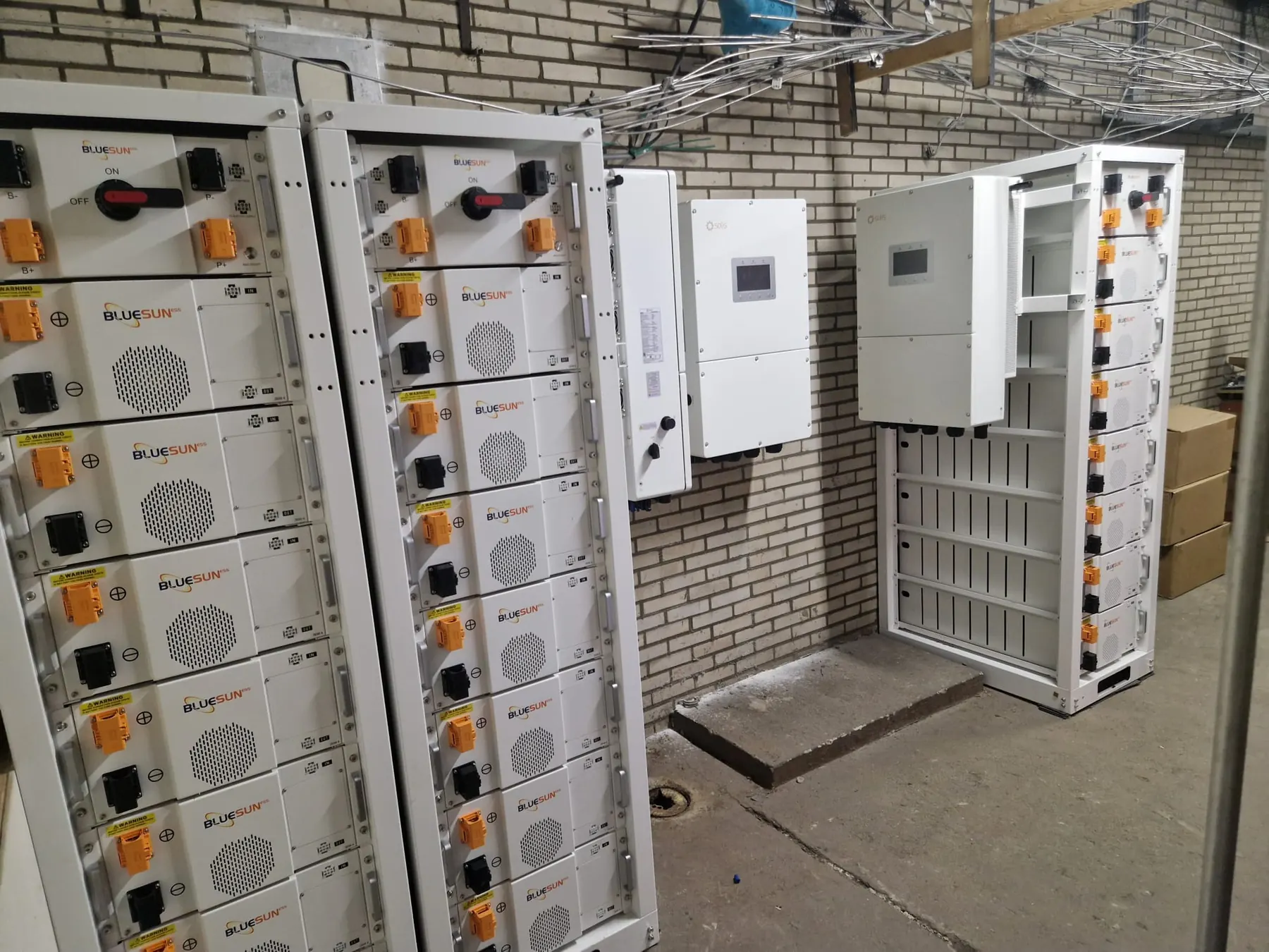 Progetto solare + accumulo energetico Bluesun nei Paesi Bassi