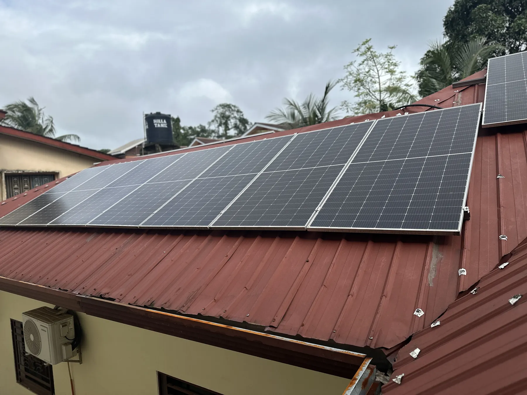 Bluesun Sierra Leone hybrid solar project