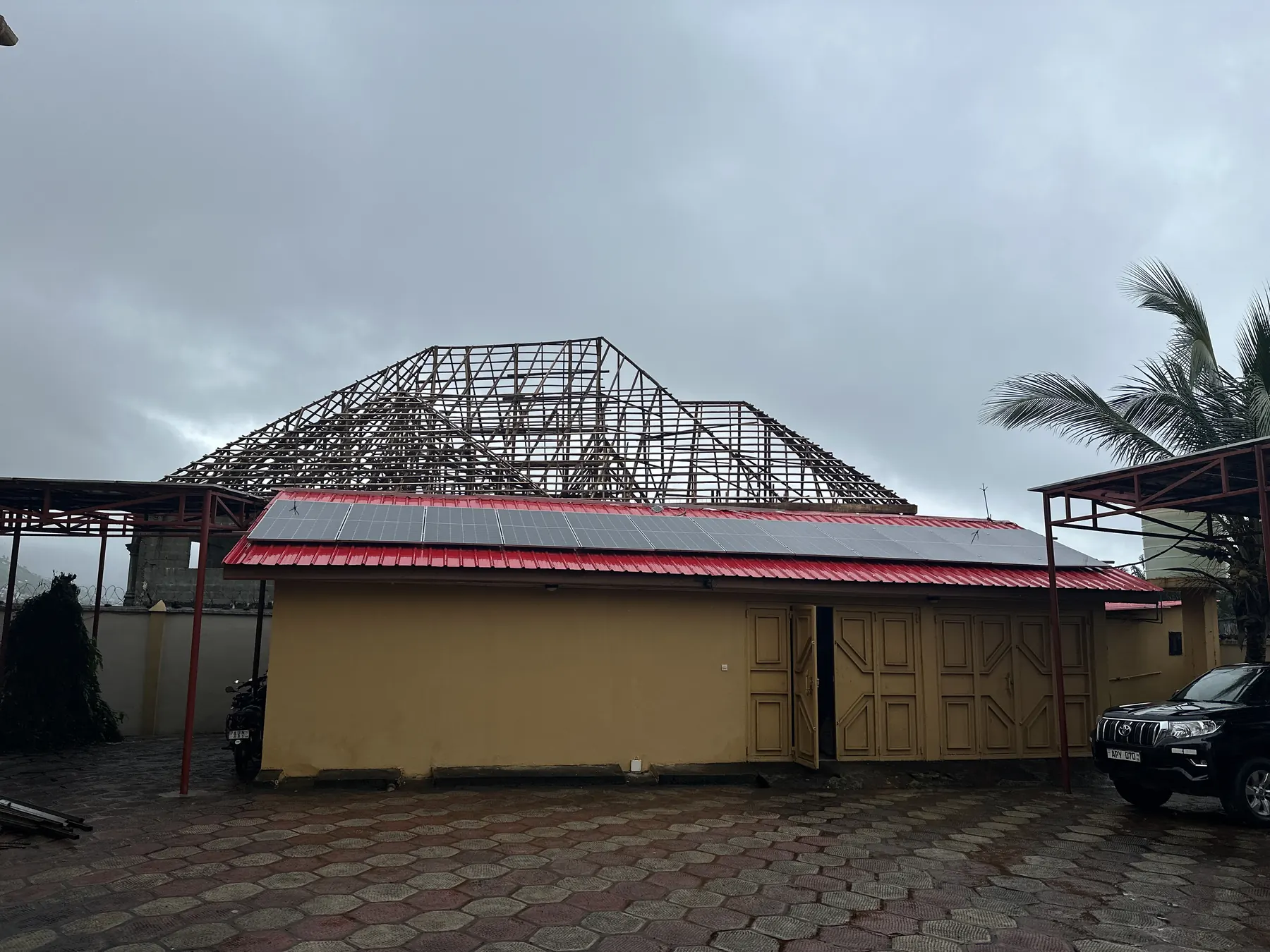 Progetto solare ibrido Bluesun Sierra Leone