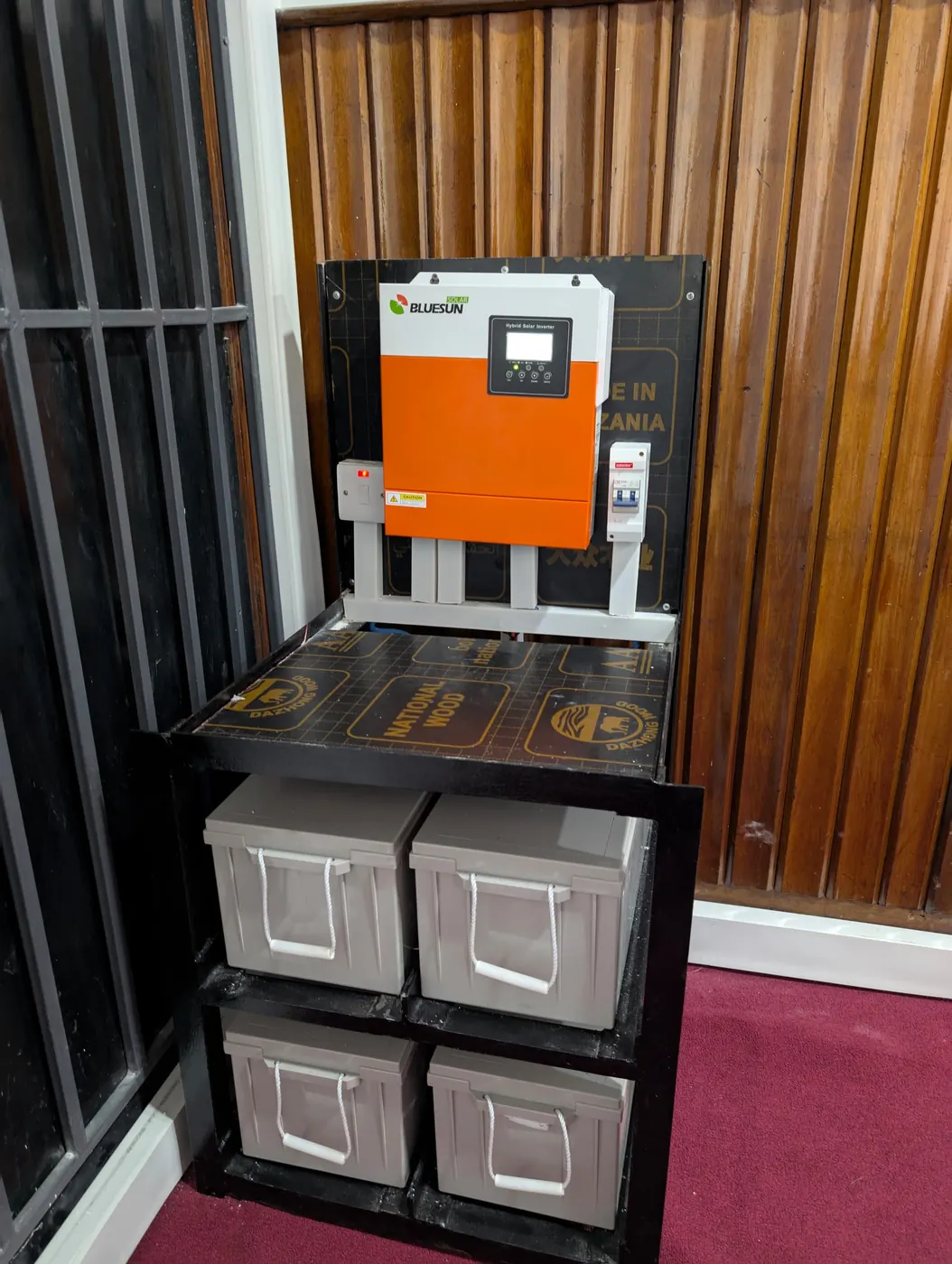 مشروع تنزانيا 3.5 KW للطاقة الشمسية + تخزين الطاقة