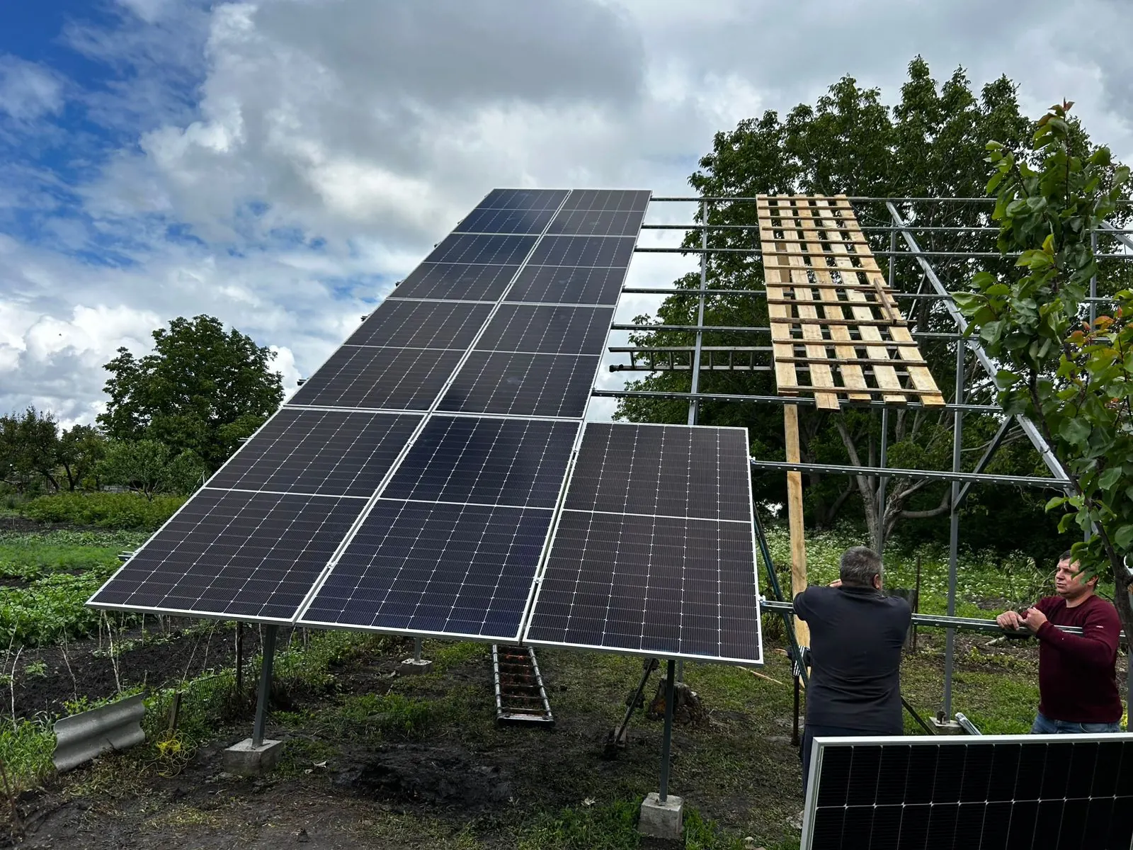 Bluesun Ukraine grid-tied solar project